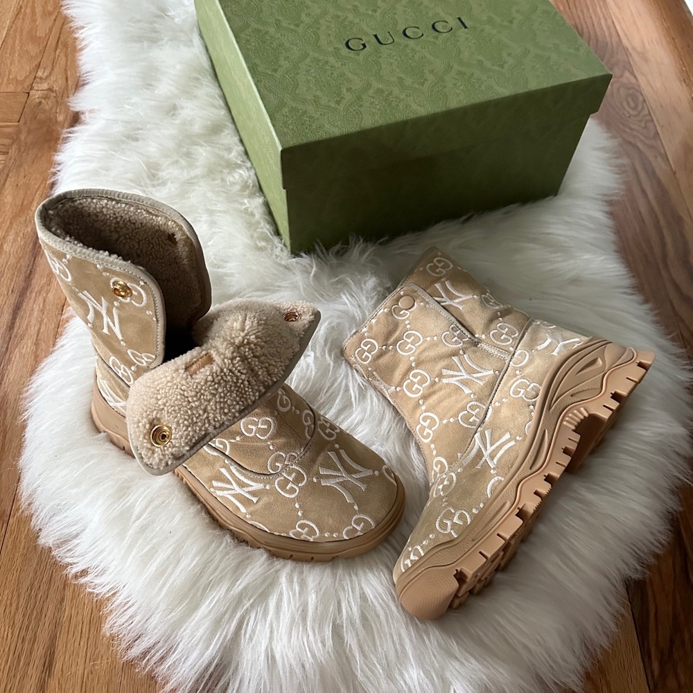Gucci NY Yankees Winter Boots - Picture 3 of 7